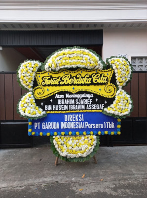 Papan Bunga Duka di Dusun Timur